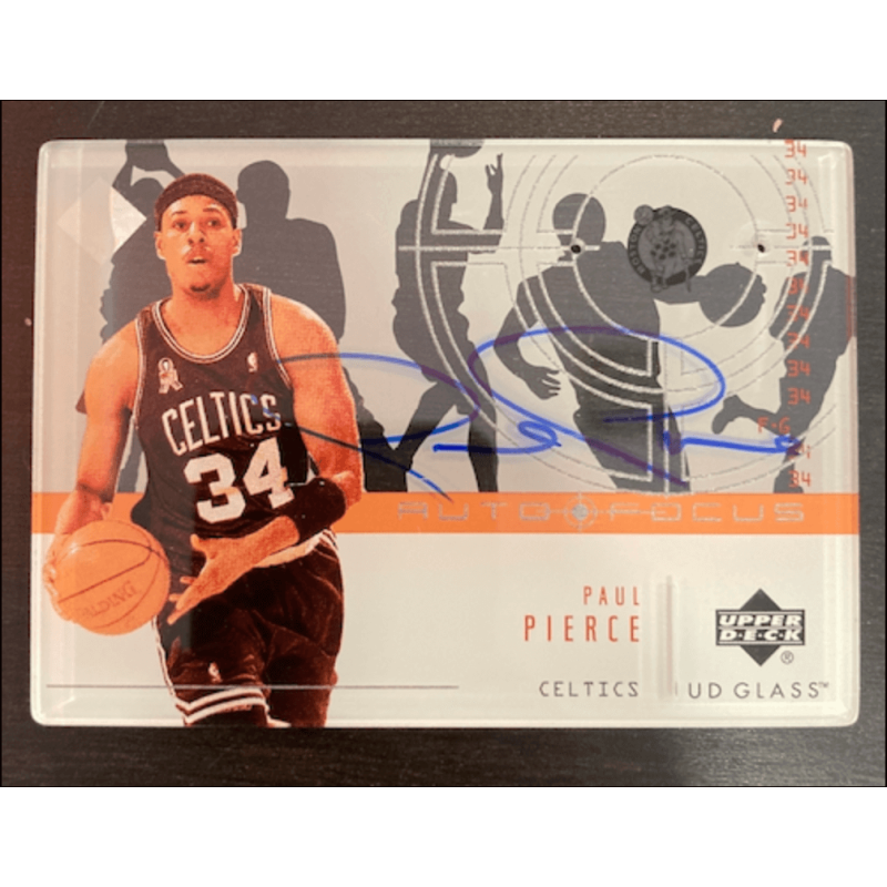 NBA card PAUL PIERCE 2002 UPPER DECK GLASS AUTO FOCUS